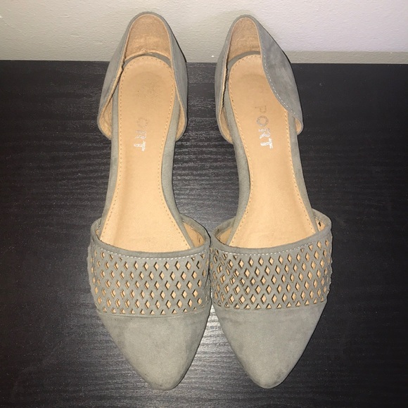 Report Pointed Toe Flat - Picture 3 of 5